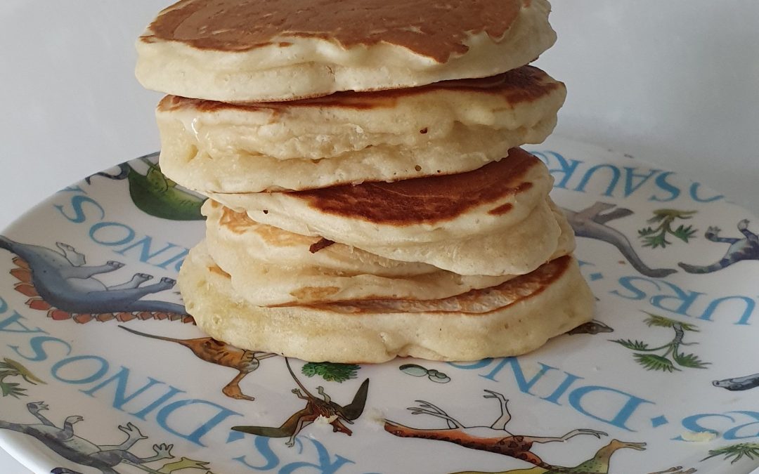 FLUFFY AMERICAN STYLE PANCAKES