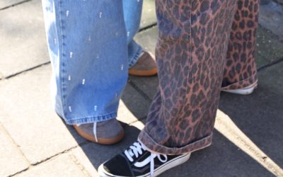 What shoes are we wearing with what jeans?